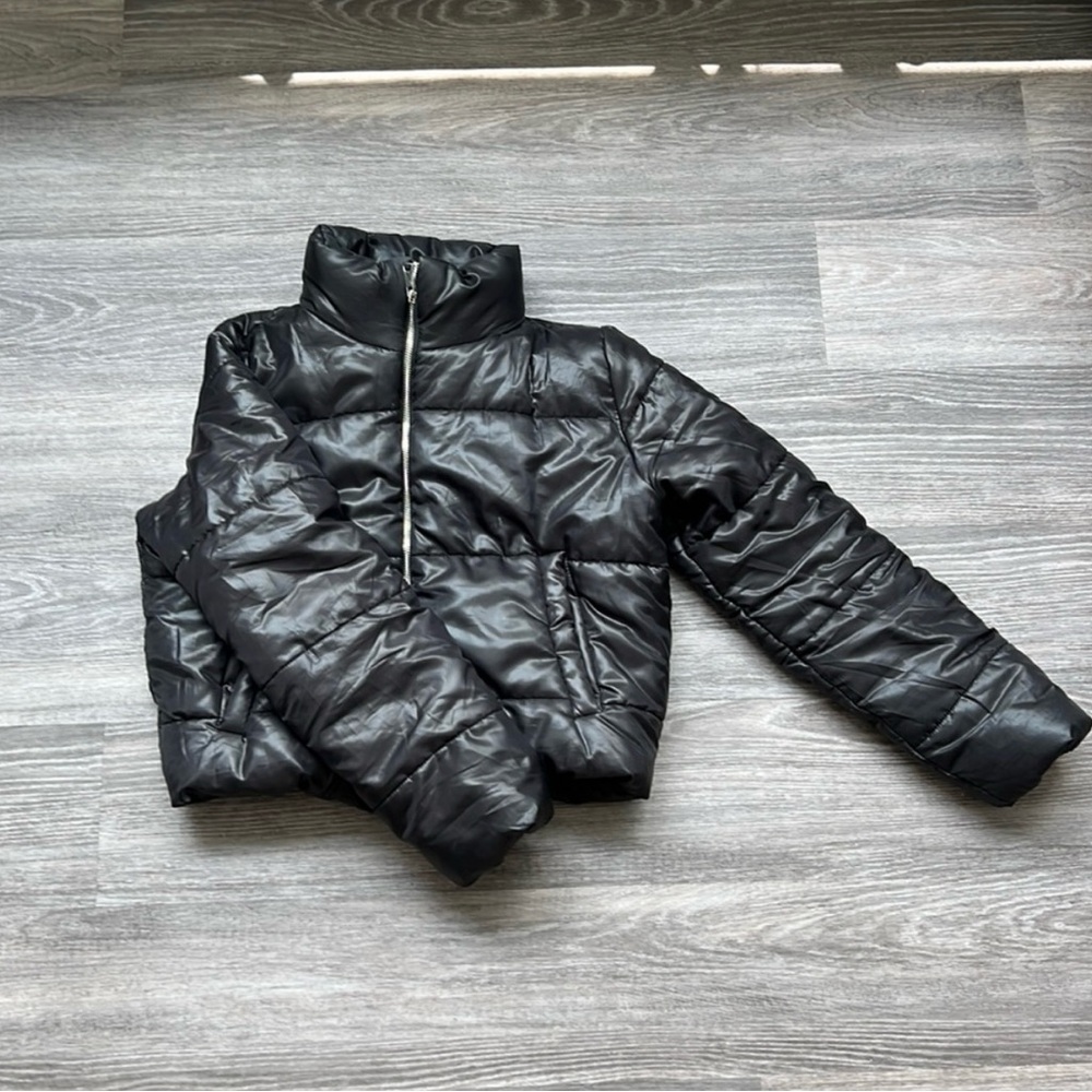 Pretty Little Thing Cropped Puffer Jacket